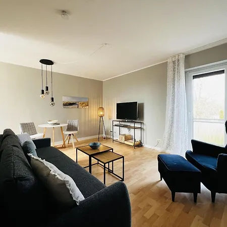 Memel-10-4-strandgut